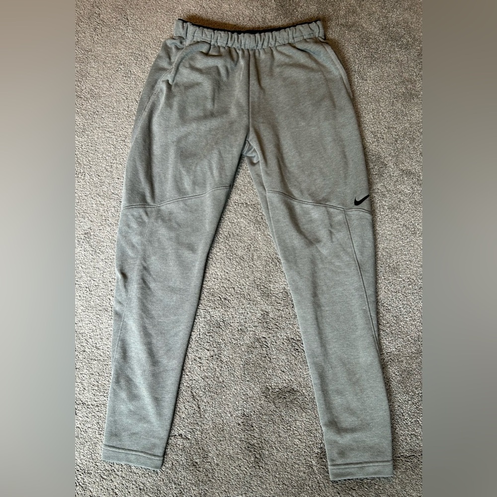 Nike Flux Women’s Softball Joggers - Size S